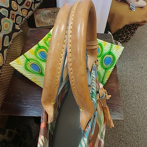 DOONEY & BOURKE, INC. - Picture 7 of 8